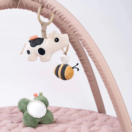 Manta de juego de actividades Tiny Farm rosa