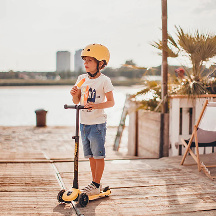 Casco Ajustable Lemon S-M - Scoot and Ride