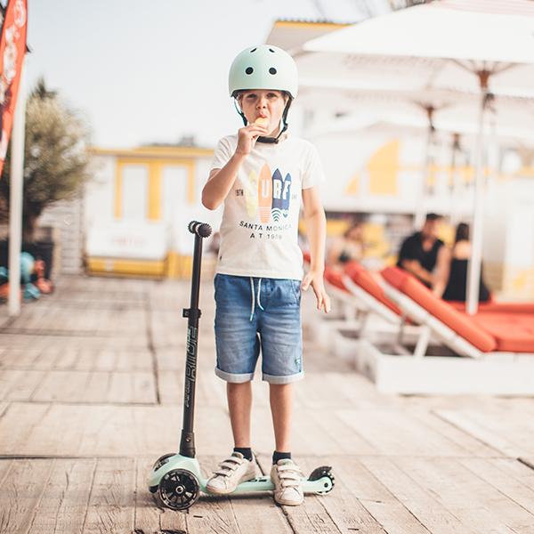 Casco Ajustable Kiwi S-M - Scoot and Ride