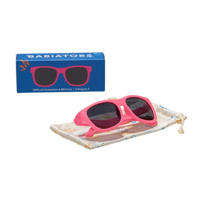 Babiators Original Navigator: Think Pink | Smoke Lenses | 0-2 años